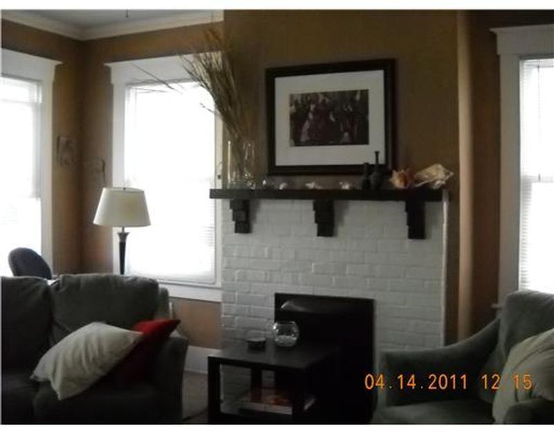 521 E Duffy St - Photo 2 of 4