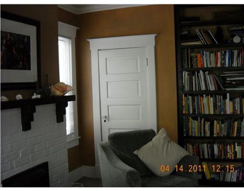 521 E Duffy St - Photo 3 of 4