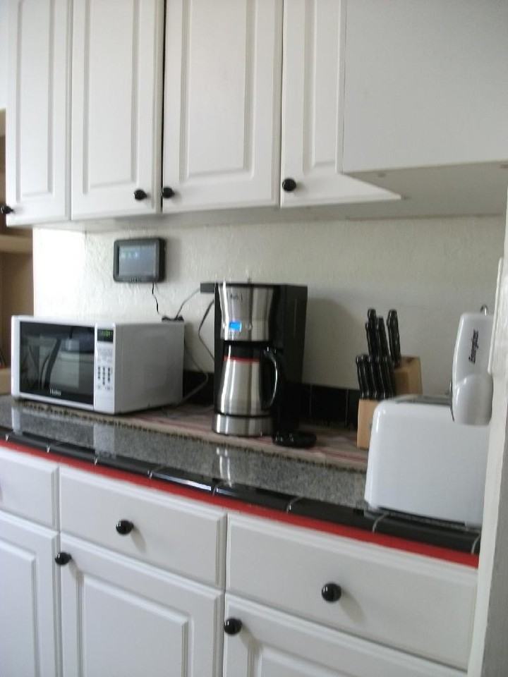 906 N Columbia Ave - Photo 3 of 17