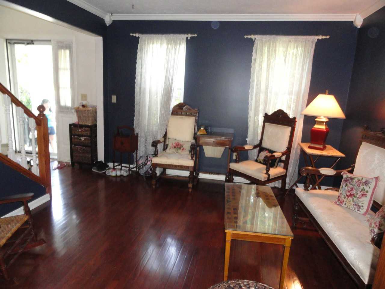 604 Cynthia Ct - Photo 2 of 12