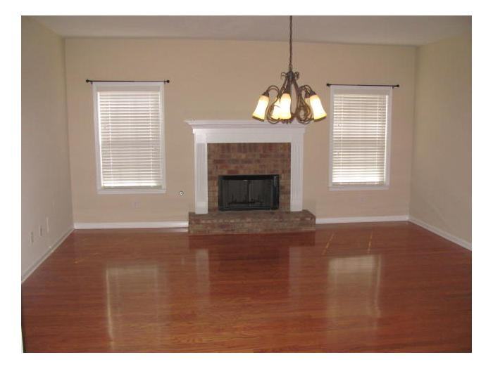 22 Registry Way - Photo 2 of 10