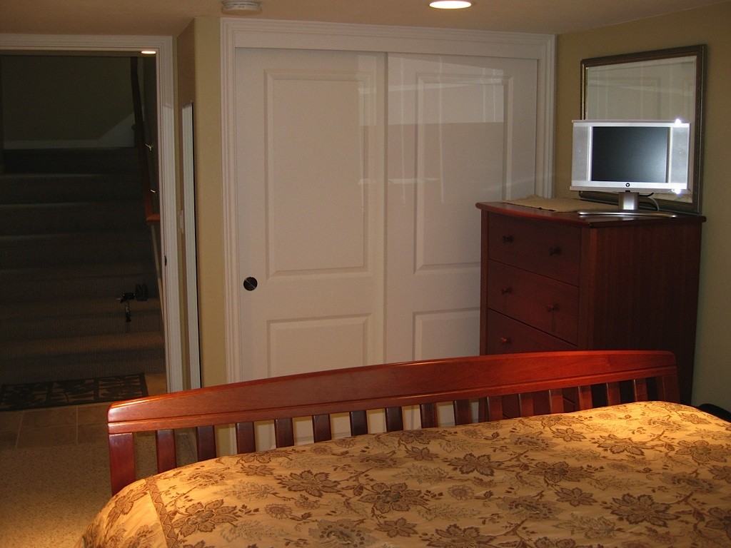 10504 SE 52nd Ave - Photo 3 of 16