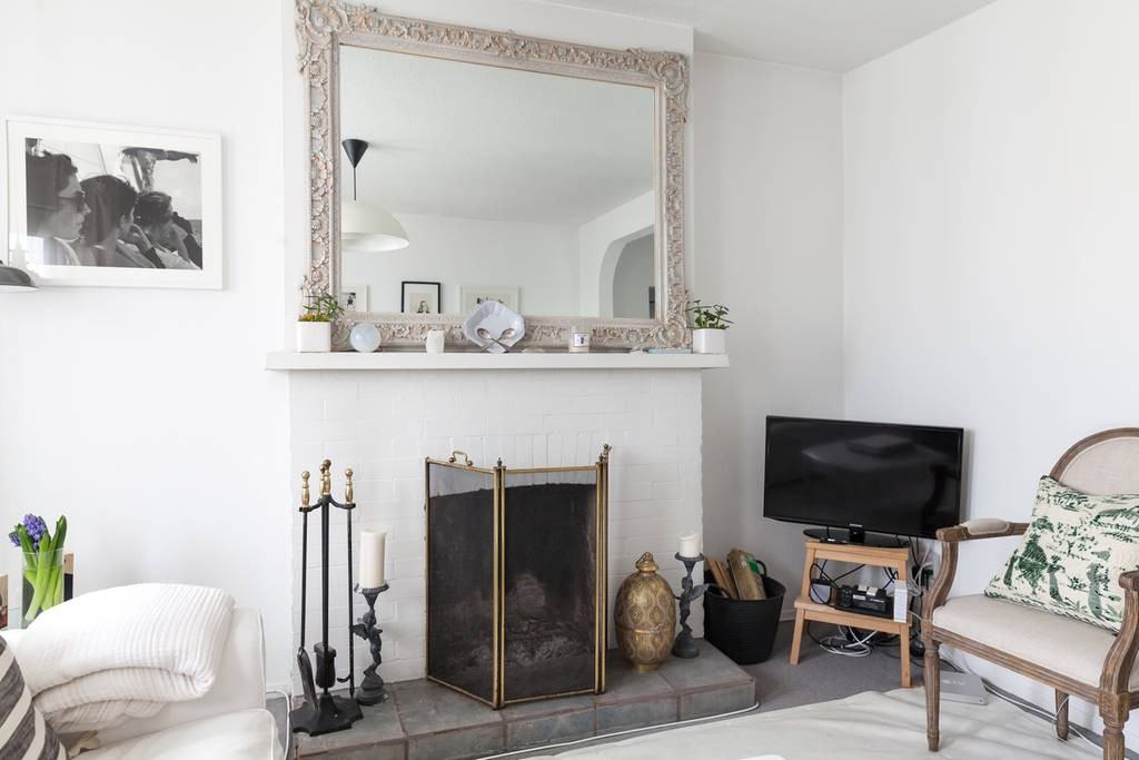 1 Rowanwood Avenue #3 - Photo 3 of 13