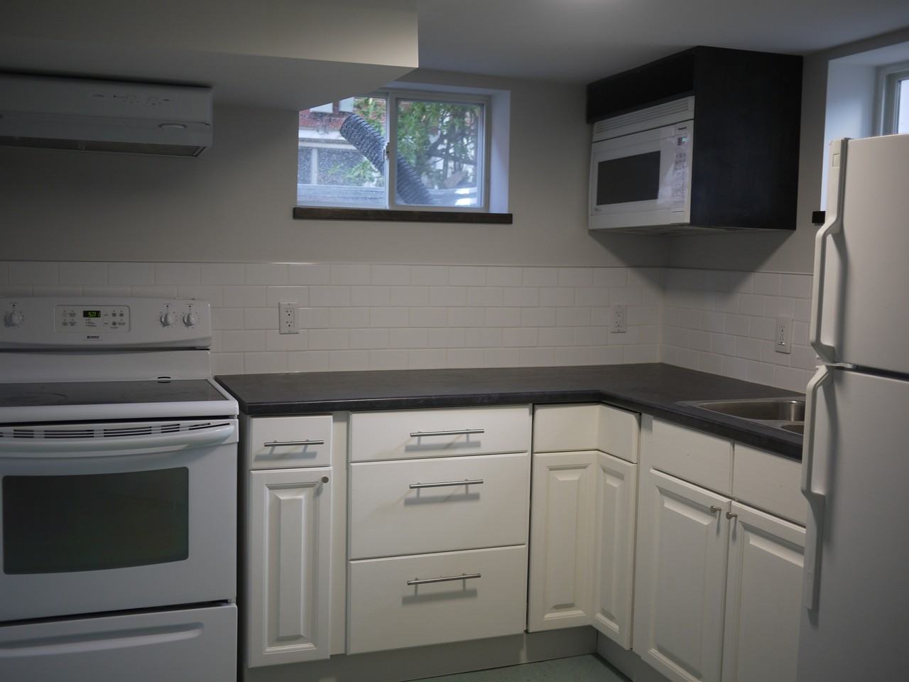 279 Bold Street - Photo 2 of 7