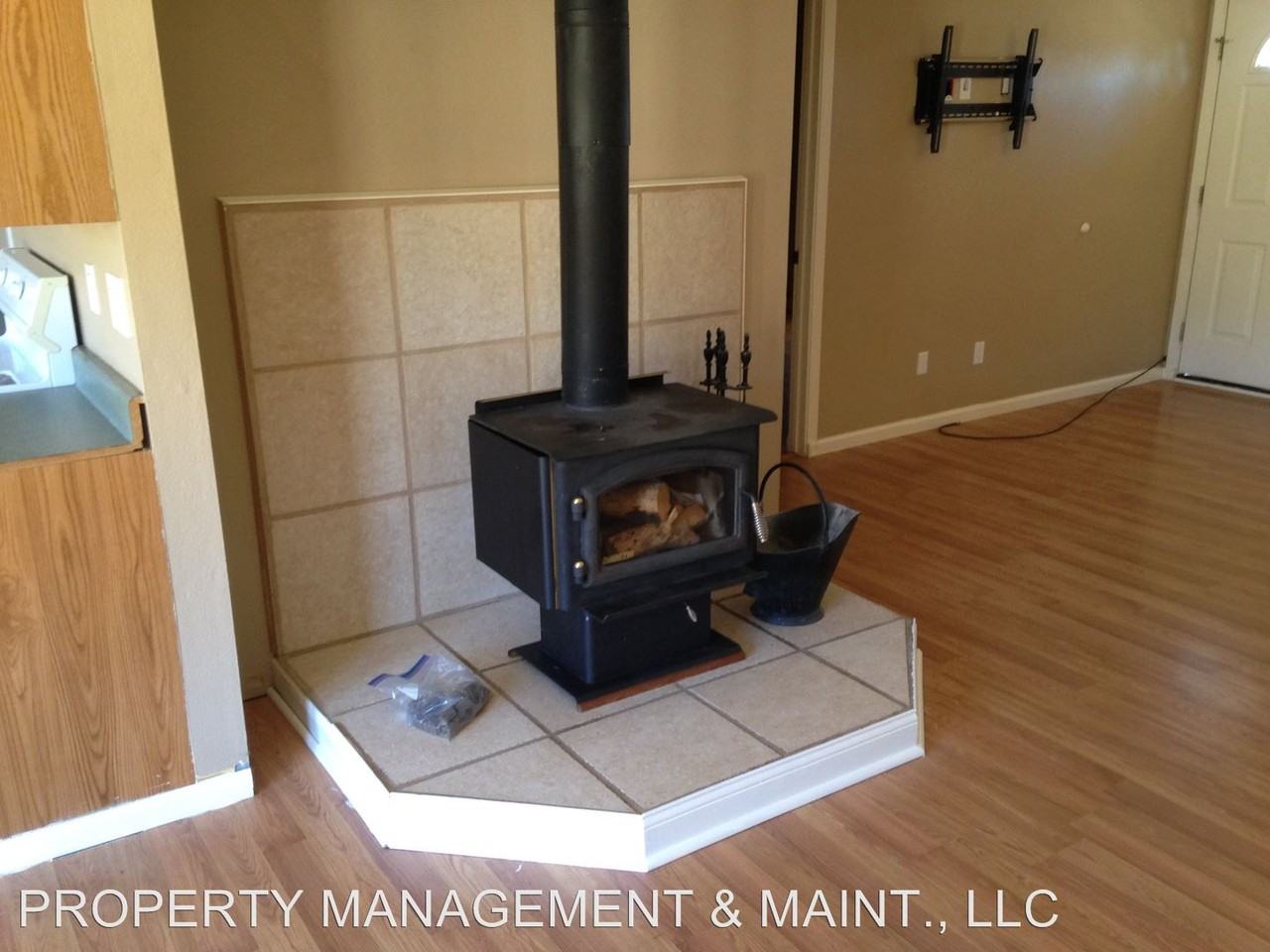 3970 Gray Hills Rd - Photo 3 of 8