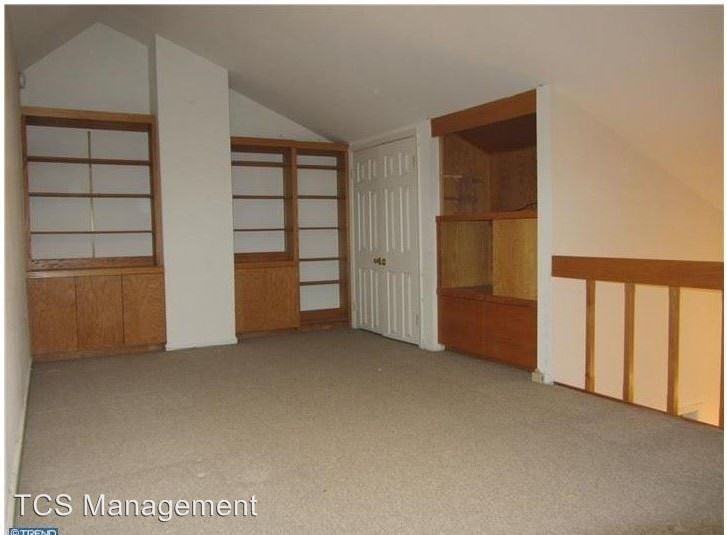 709 Mountainview Dr - Photo 2 of 6