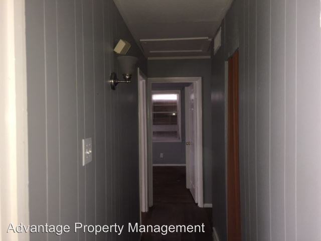 1377 E Dempster Ave - Photo 3 of 10