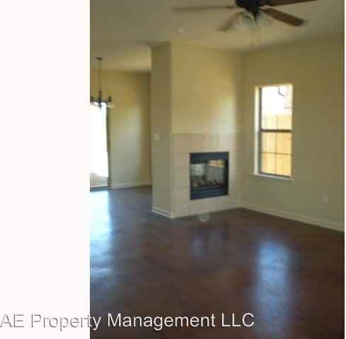 240 Redcedar Cove - Photo 2 of 8