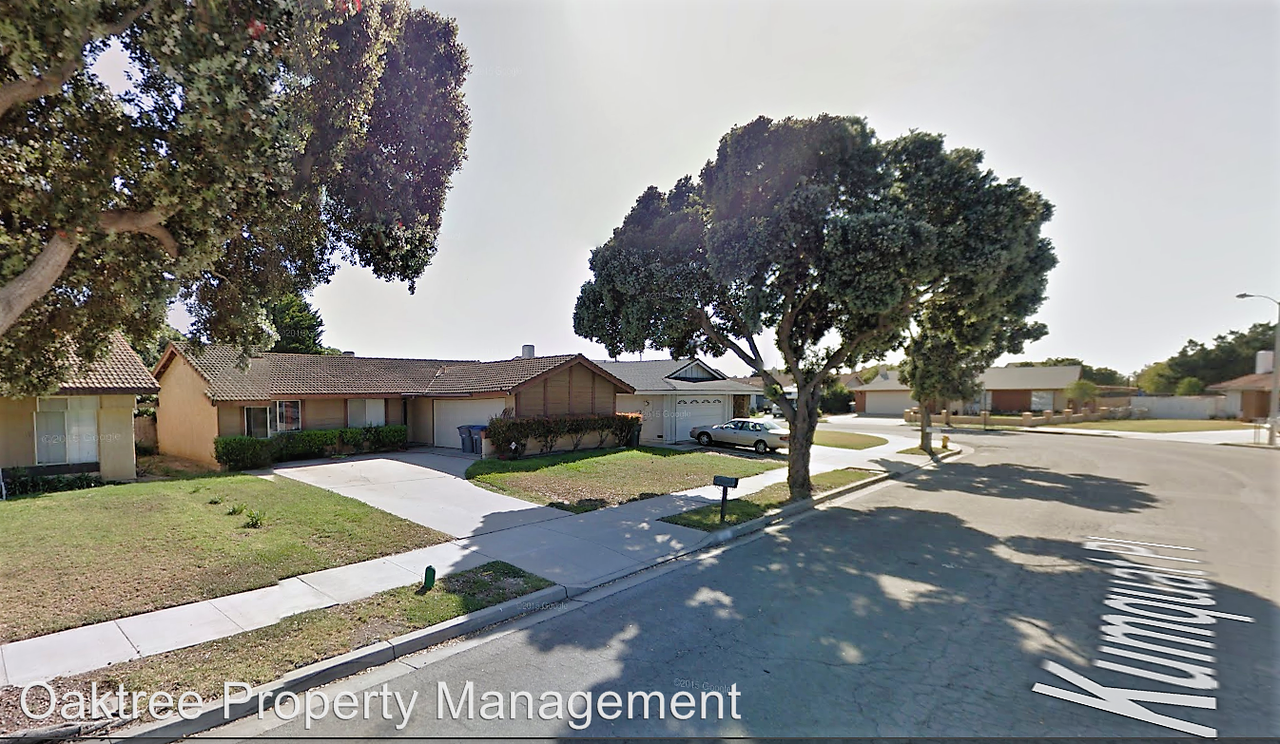 1410 Kumquat Pl - Photo 2 of 7