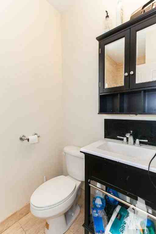 Ashland Ave & W Blackhawk St #1C - Photo 3 of 8