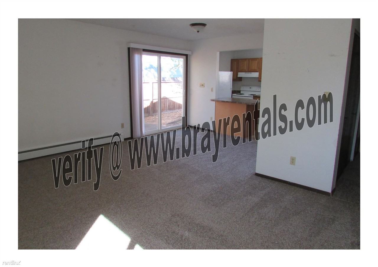 2845a Lexington Ln #A - Photo 3 of 7