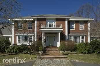 2 Crest Cir - Photo 2 of 10