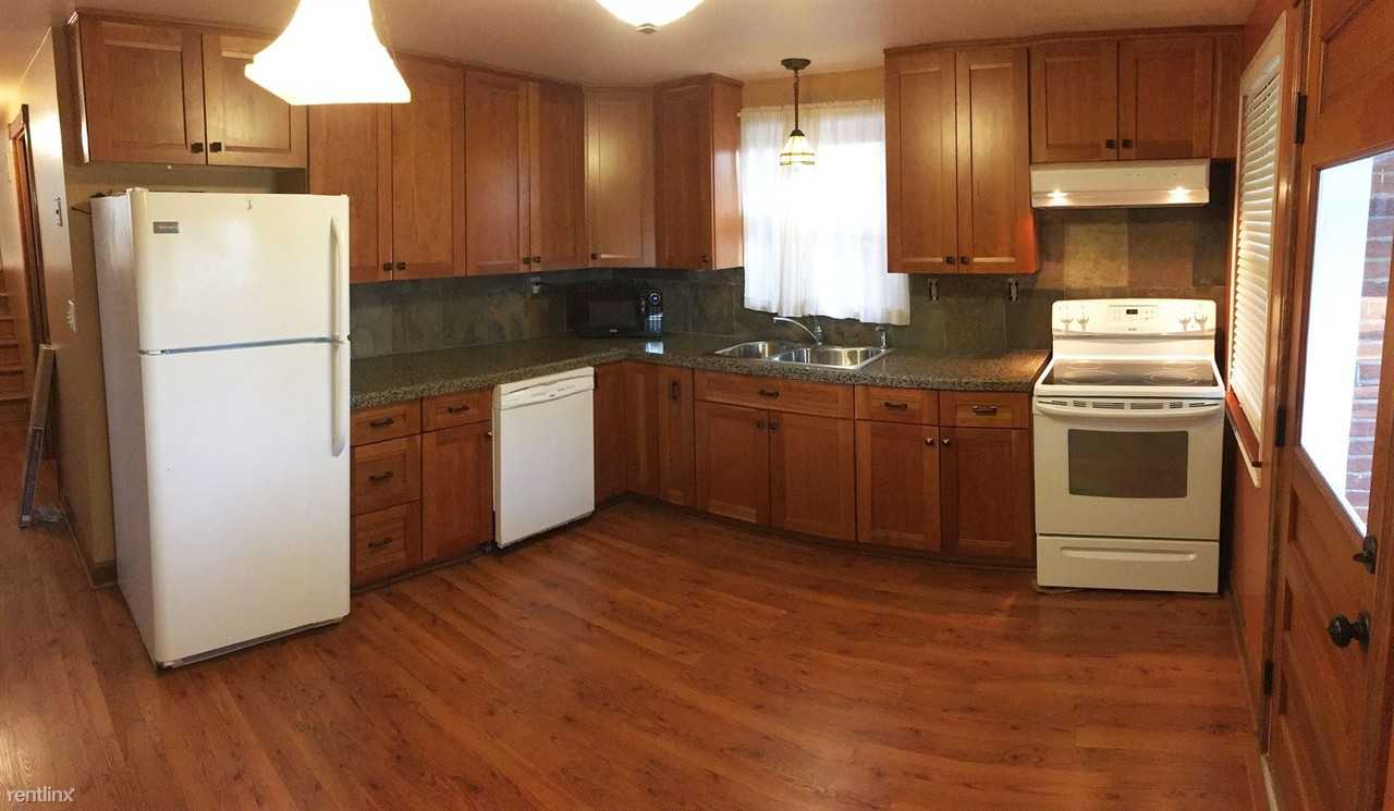 3127 Van Alstyne St - Photo 2 of 16