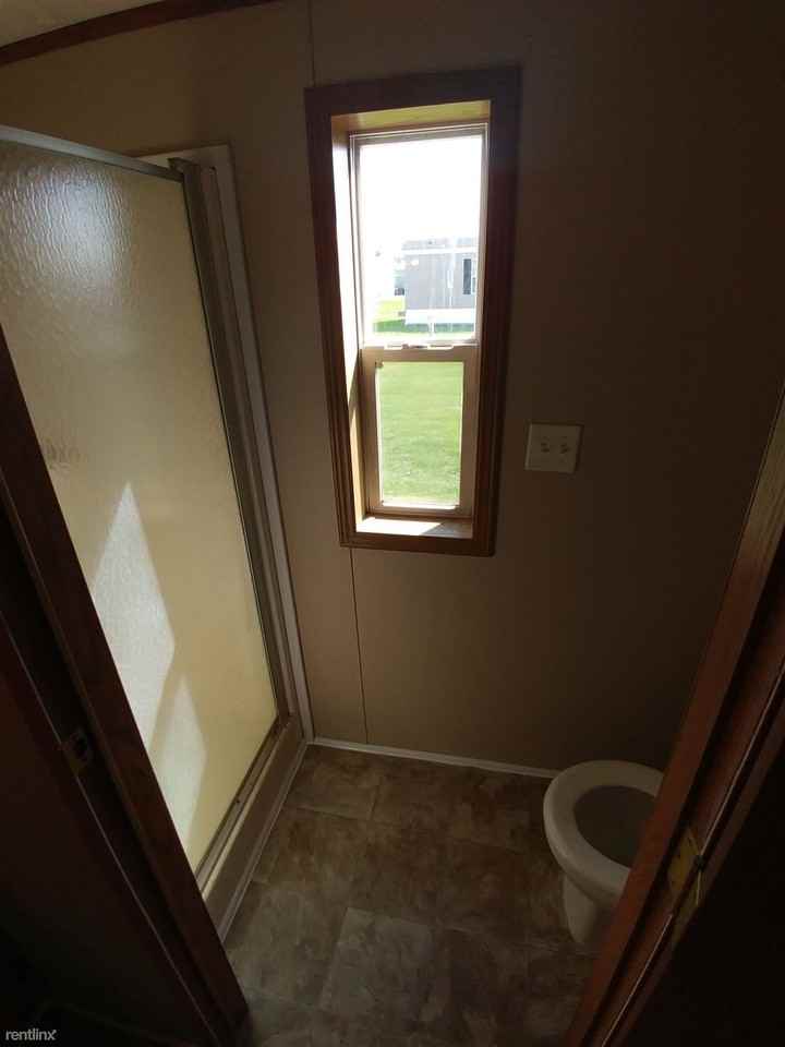 77 St George Rd - Photo 3 of 10