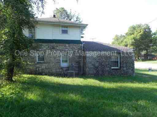 12833 E Blue Ridge Blvd - Photo 2 of 18