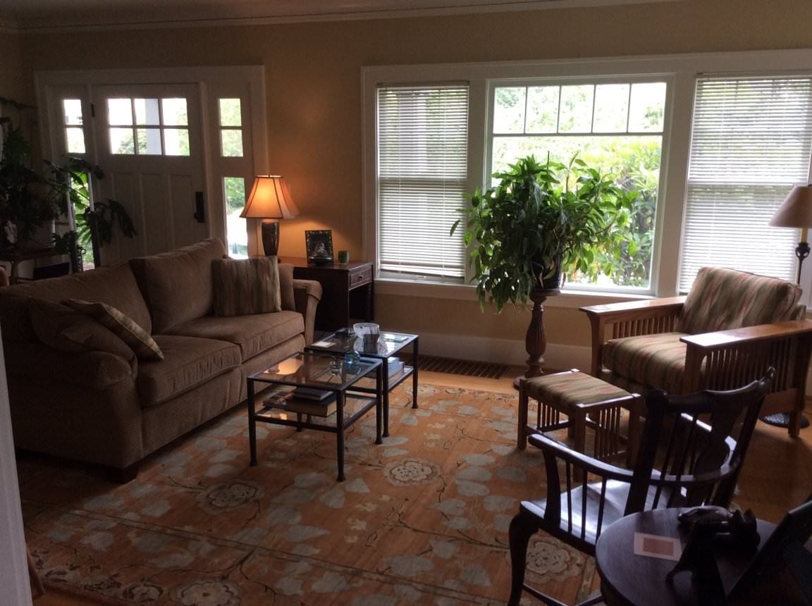 863 E Gwinn Pl - Photo 2 of 7
