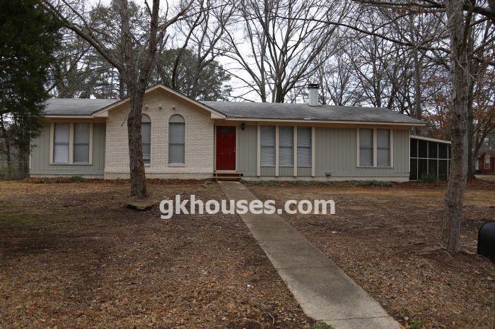 5021 Oak Leaf Cir - Photo 2 of 37