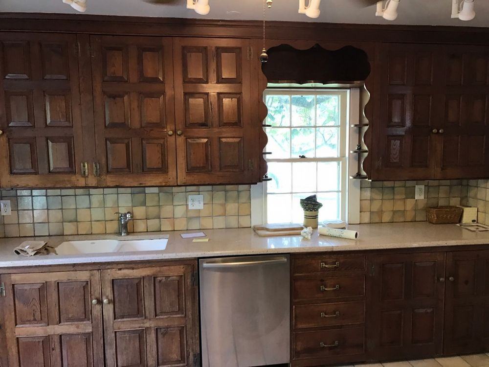 677 Federal St - Photo 3 of 12