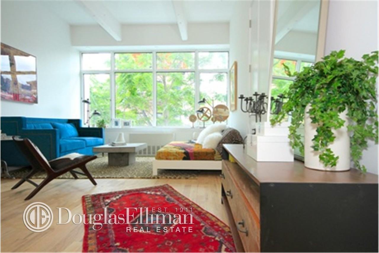 Hope Street & Havemeyer Street #110