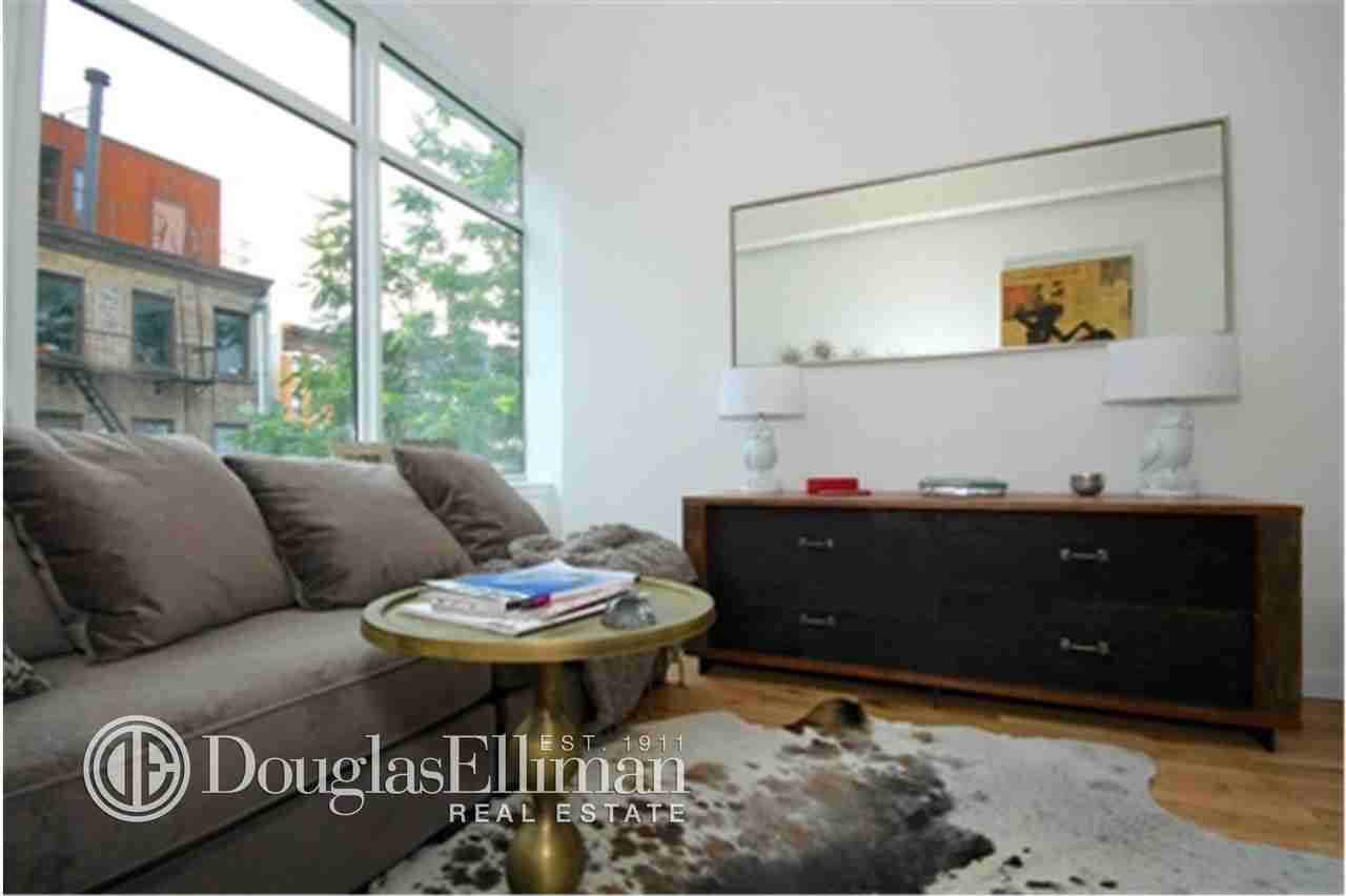 Hope Street & Havemeyer Street #509