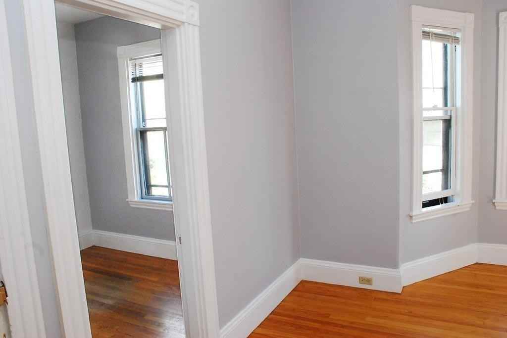 43 Paul Gore St #2 - Photo 3 of 16