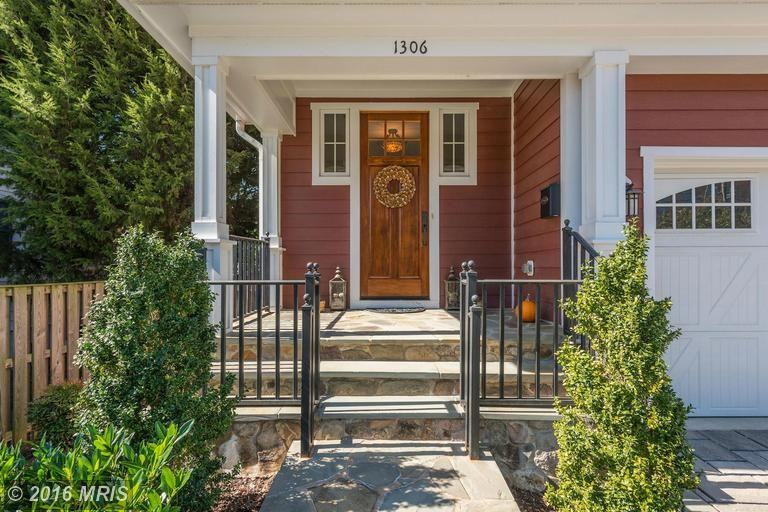 1306 N Stafford St - Photo 2 of 30