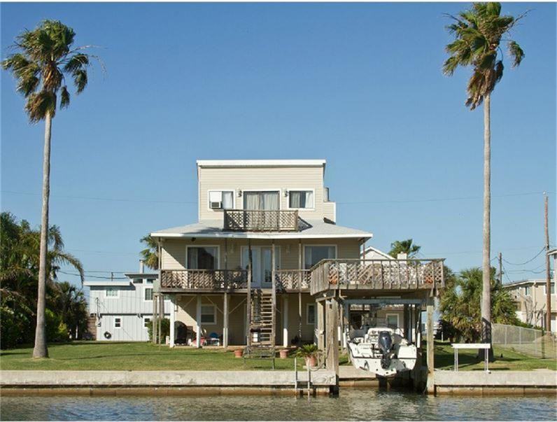 3722 Brewster Key - Photo 2 of 22