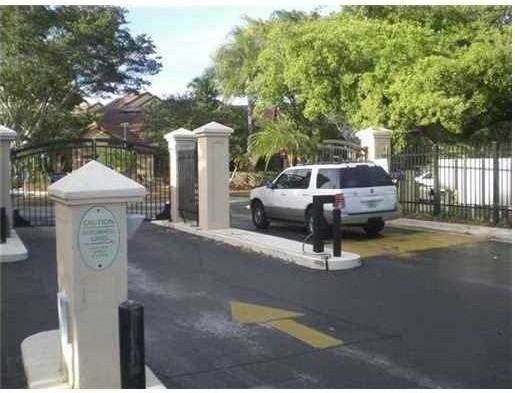 3895-4055 W McNab Rd #222 - Photo 2 of 3