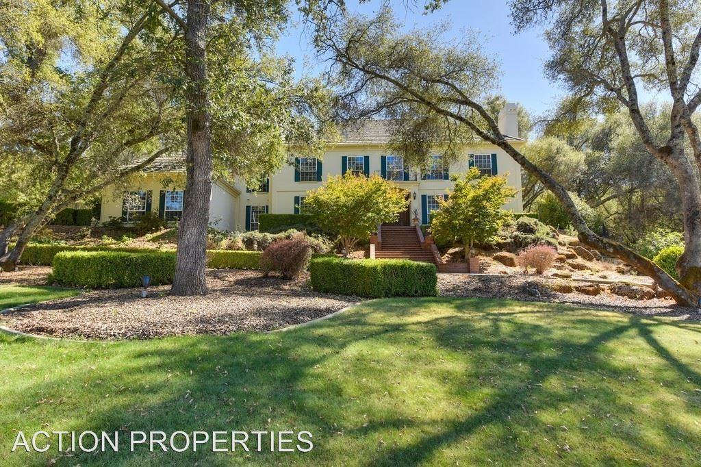 8860 Los Lagos Cir S - Photo 2 of 36