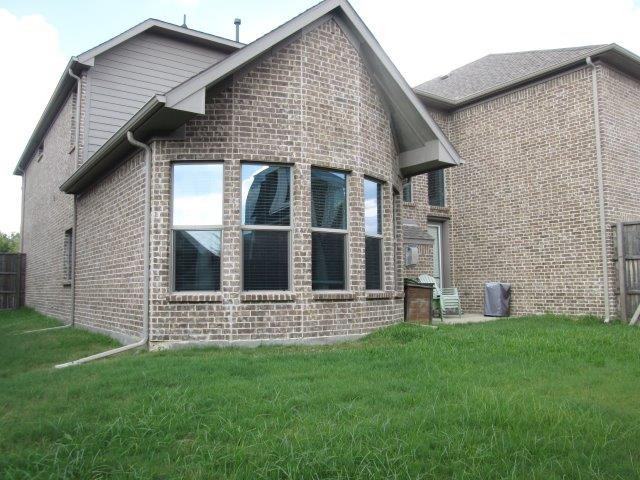 4512 Cadillac Dr - Photo 3 of 16