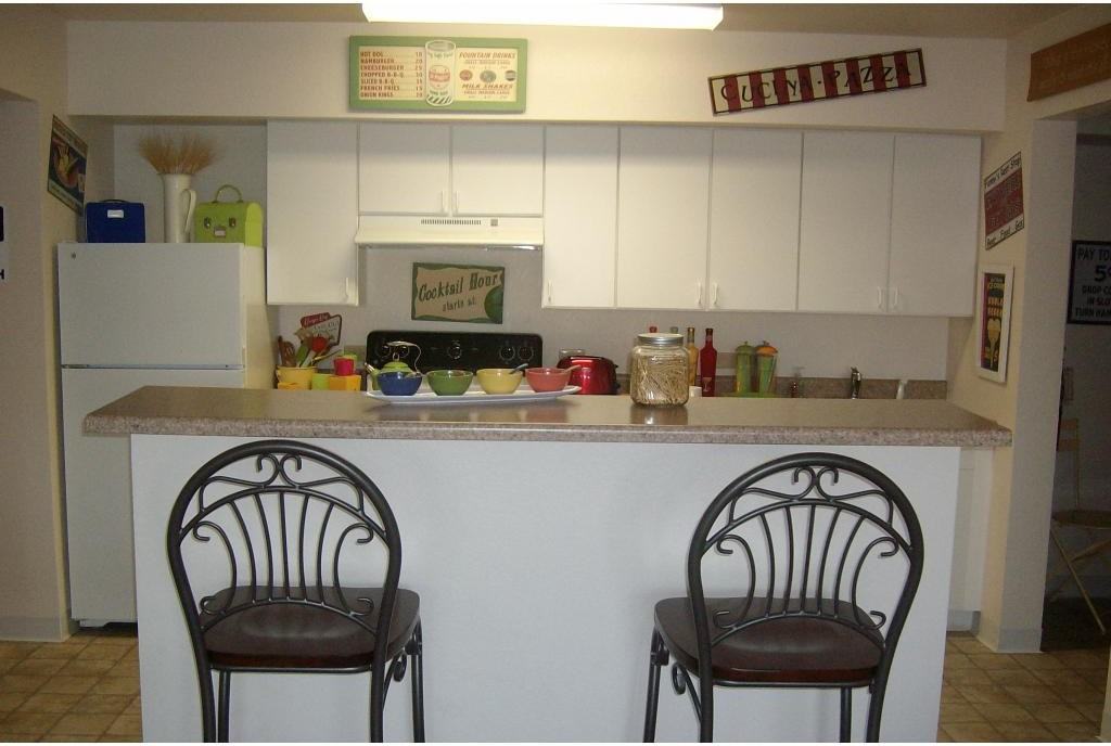 University Parke Suites - Photo 3 of 19