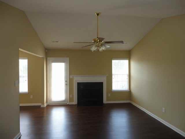 552 Summerwalk Rd - Photo 2 of 11