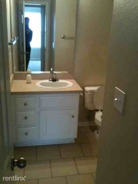 16021-16001 Prairie Way - Photo 3 of 10