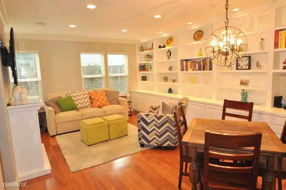 316 D St - Photo 3 of 7