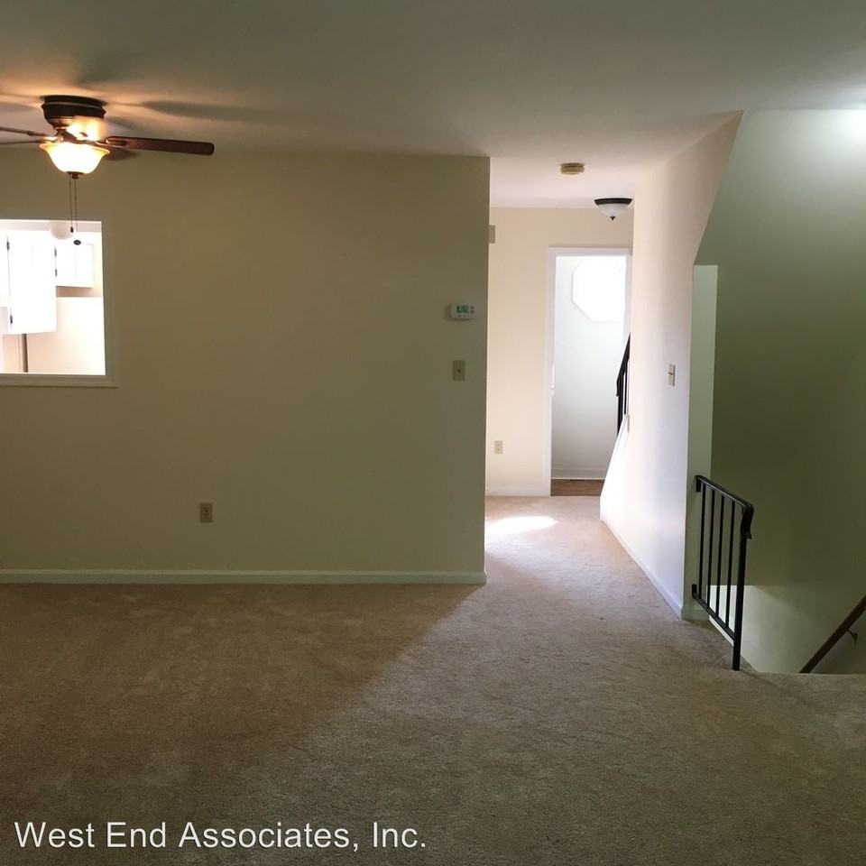 256 Ridgeview Dr - Photo 2 of 11