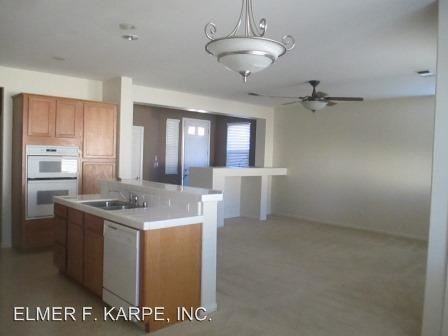 346 Hollyhill Dr - Photo 3 of 5