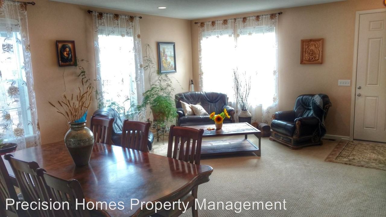 13825 W Layton Cir - Photo 2 of 15