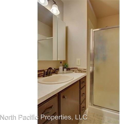 4606 NE 22nd Pl - Photo 2 of 25
