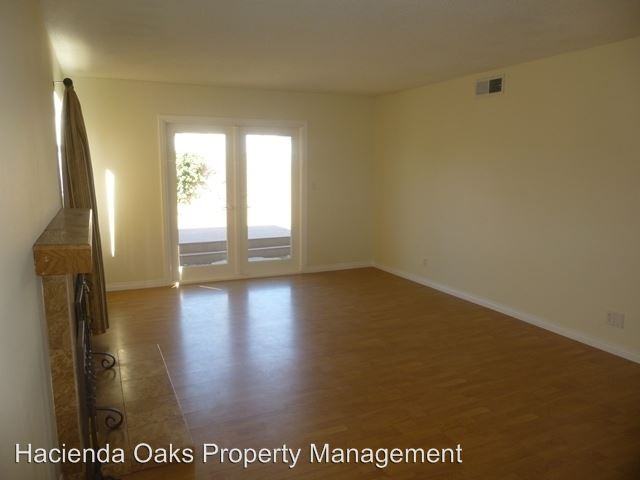 2035 Lockwood Ln - Photo 2 of 11