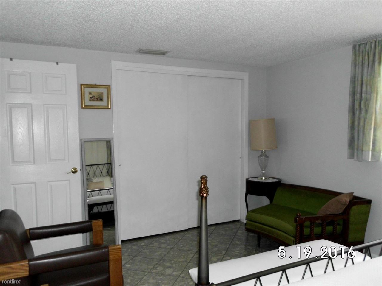 3242 Garfield Dr - Photo 2 of 15