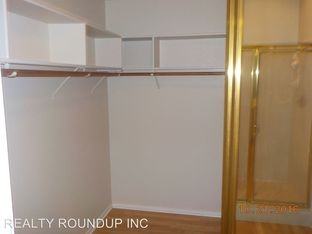 7801 Wymark Dr - Photo 2 of 17