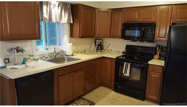 30 Meriden Rd - Photo 2 of 23