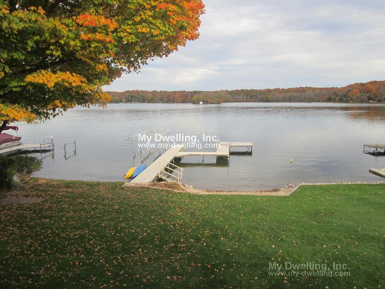 5604 W Lake Dr - Photo 2 of 18