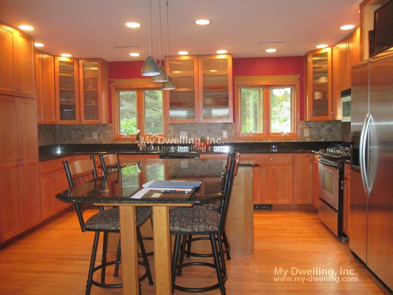 5604 W Lake Dr - Photo 3 of 18