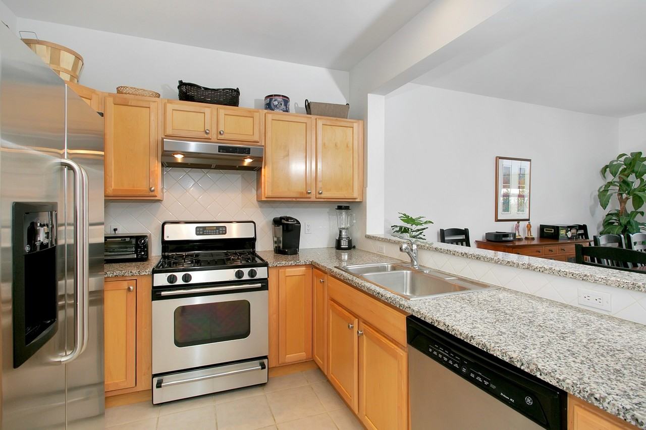1308 Half Moon Bay Dr - Photo 3 of 30