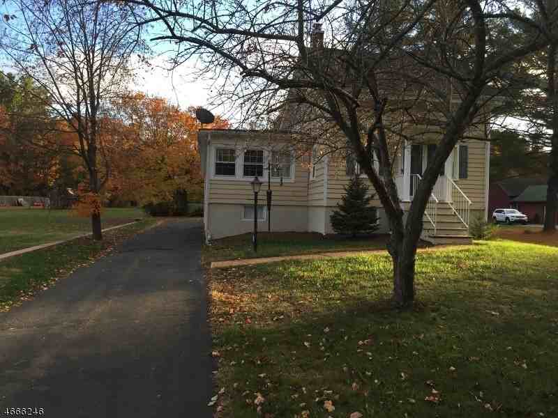 475 Green Village Rd - Photo 2 of 17