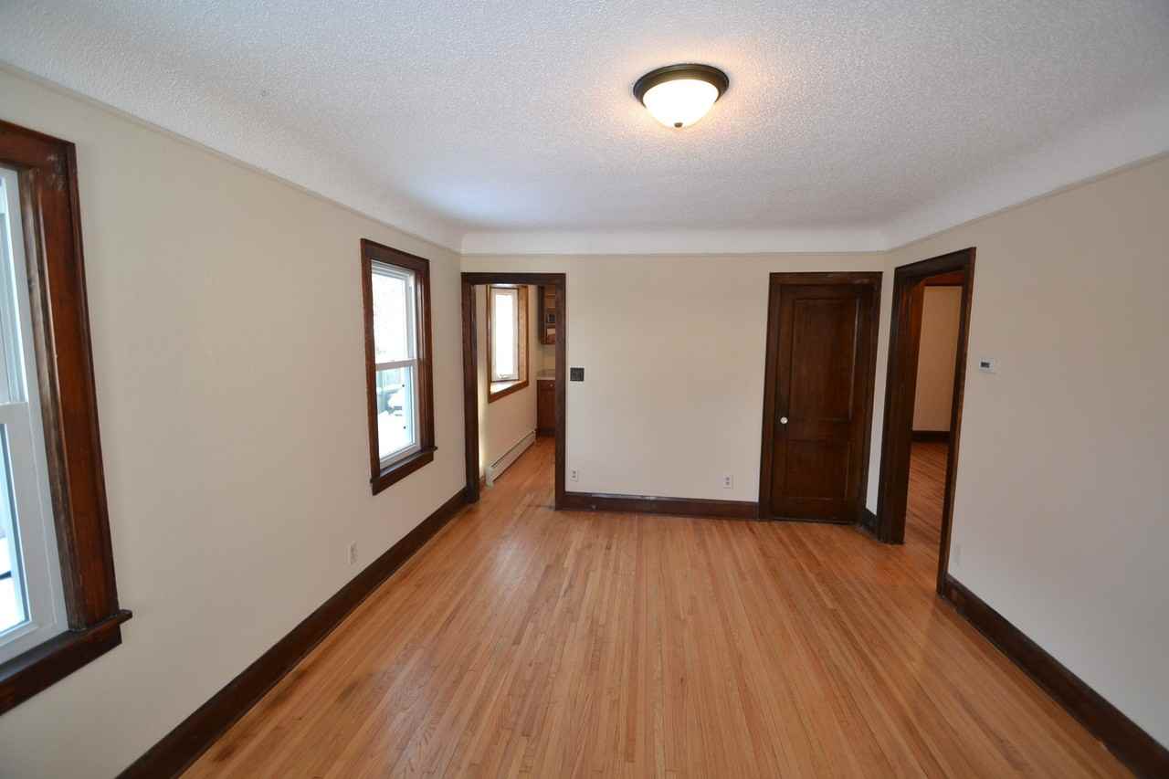 2812 S 34th Ave - Photo 3 of 9