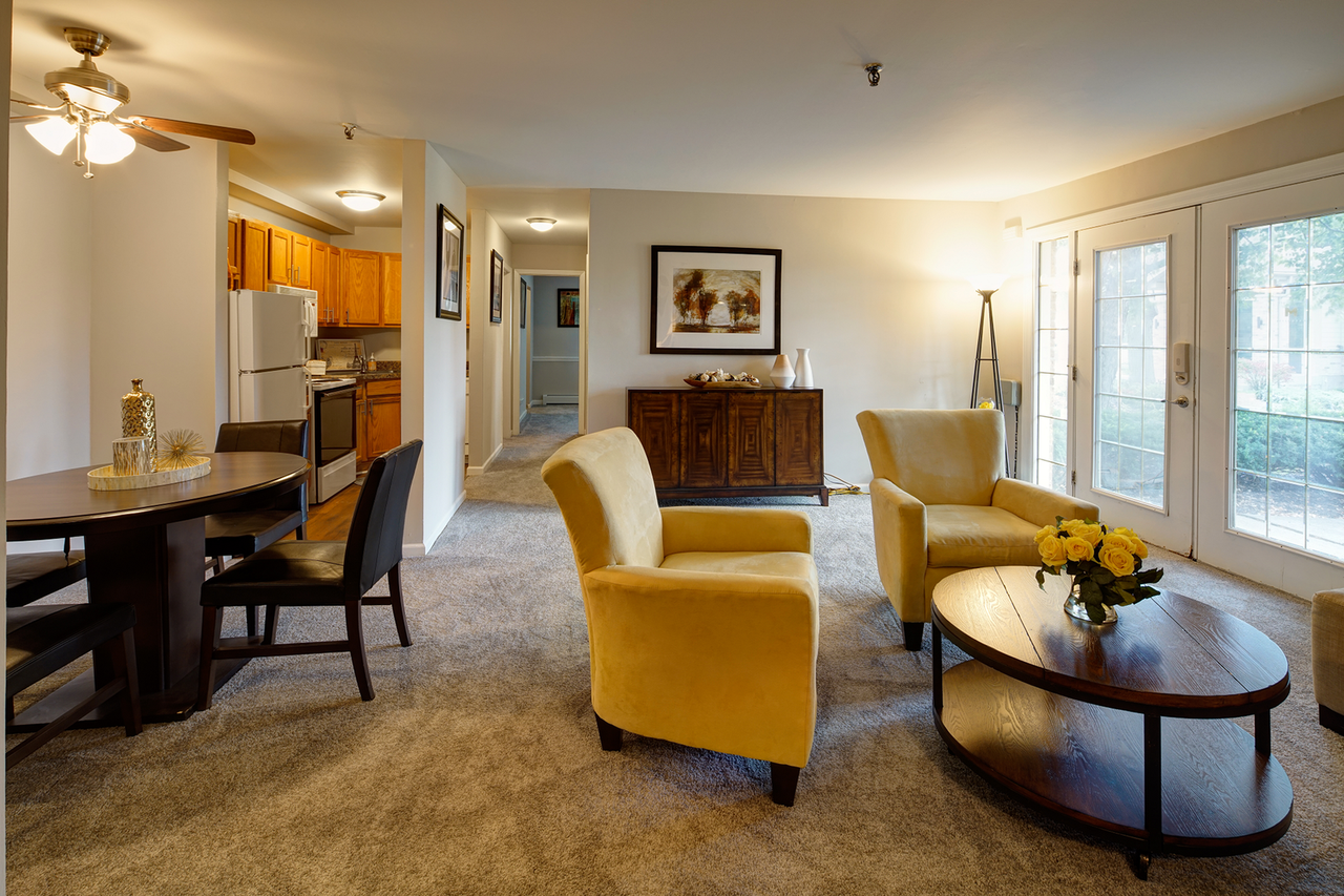 Eagle Creek Apartments - Photo 2 of 16