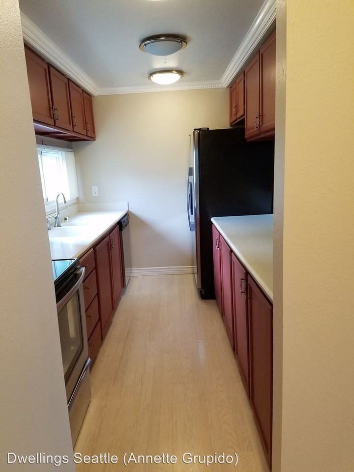 2409 S 222nd St #B16 - Photo 2 of 10