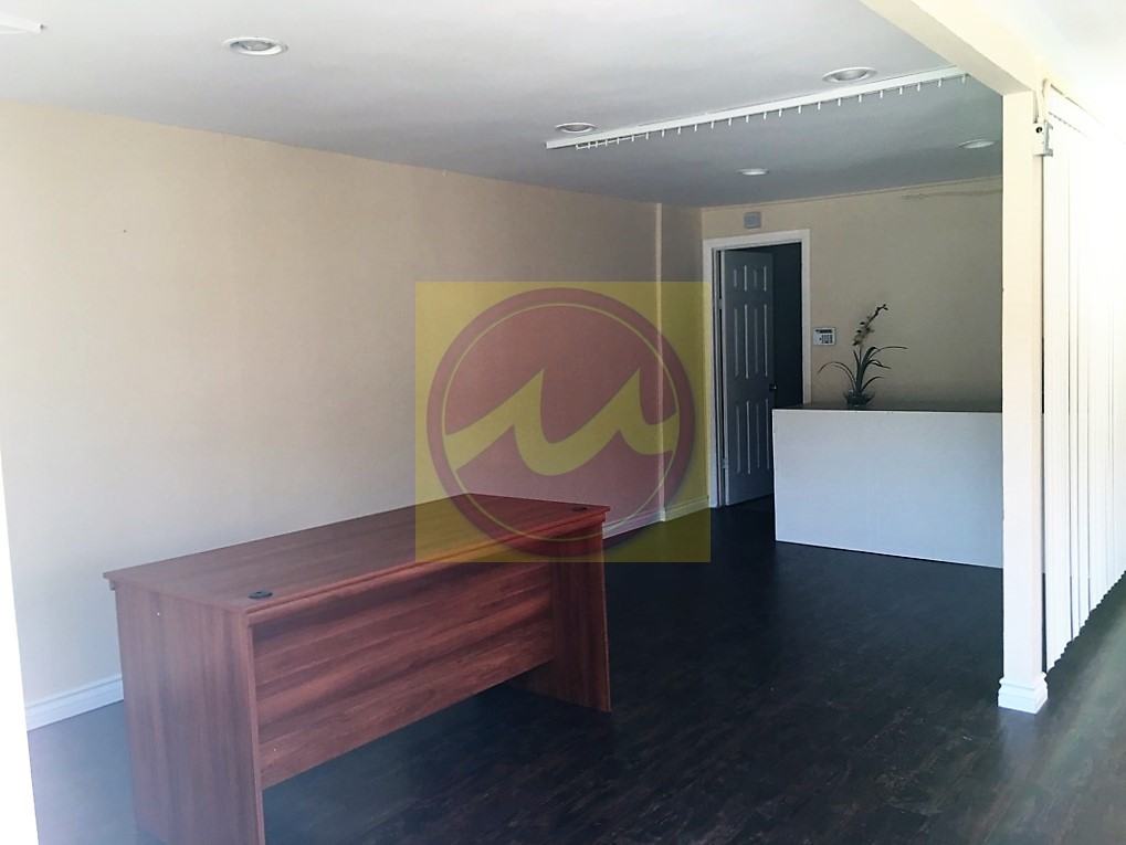 24460 Hawthorne Boulevard - Photo 2 of 5